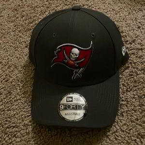 New Era Tampa Bay Buccaneers adjustable hat